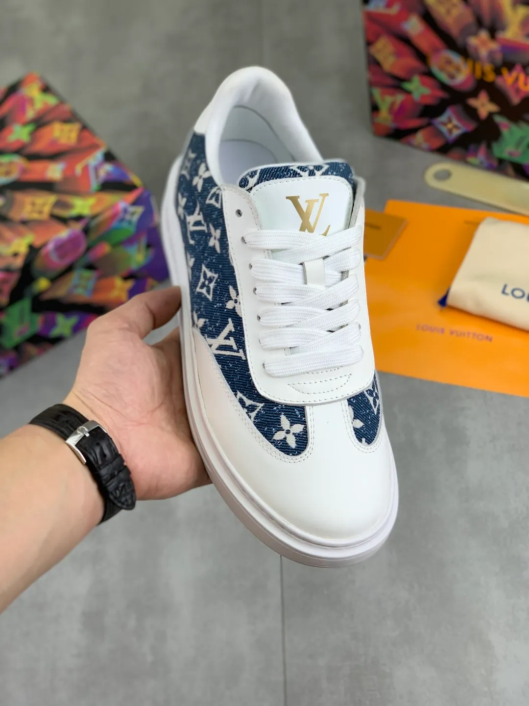 Men's men's shoes💰P520💰[New model]🆘High quality cowhide [Louis Vuitton]LV official website latest model🎁casual and fashionable men's shoes👟hot style💥simple and elegant style, exclusive for trendy men. Unique official website latest brand elements👑original decoration, fashionable and generous, the fabric is made of original denim➕comfortable and breathable mesh lining➕cow leather feet ✅The official website specifies wear-resistant casual outsole, the classic model is taken in real life🎬Color: 5⃣️colors available😍Number of codes: 38-44 Full set of packaging